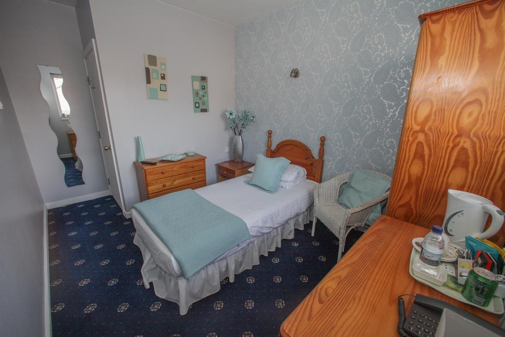 Tower House Executive Guest House Pontefract Eksteriør billede